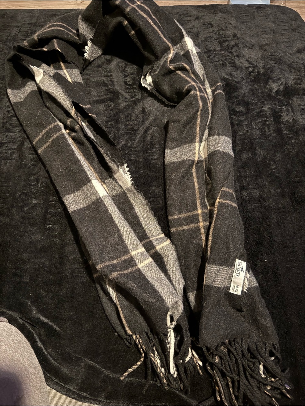 Hollister Black Plaid Fringe Scarf with Cream & Tan Stripes